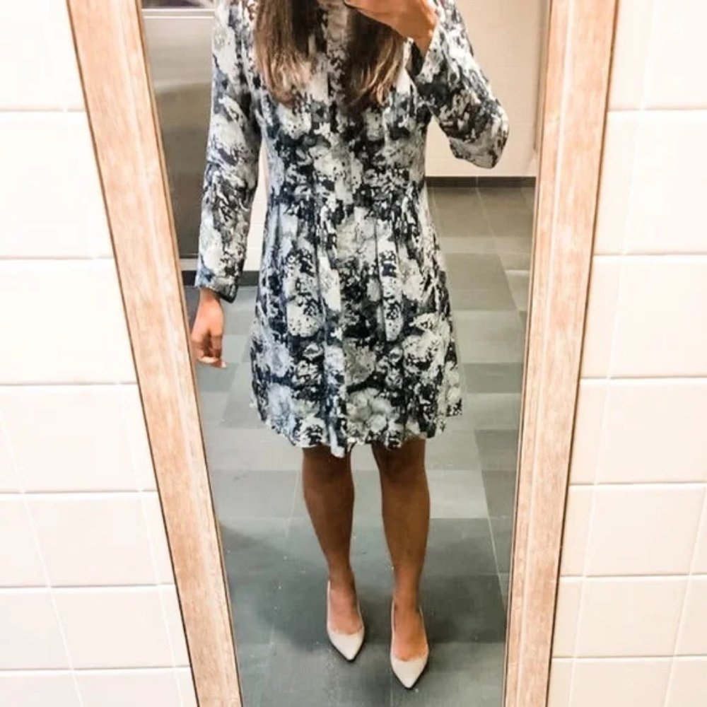 Club Monaco 100% Silk Delaynee Floral Shift Dress